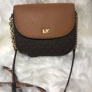 Michael kors cross body❤️